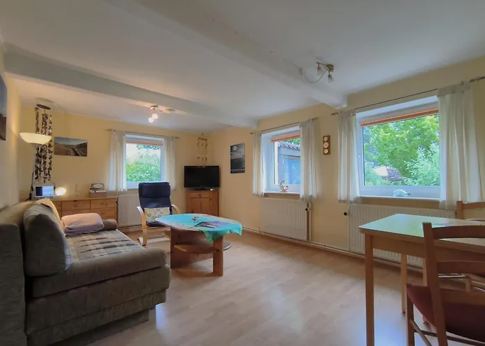 Andresen - Ferienwohnung Mit Gartenlaube
